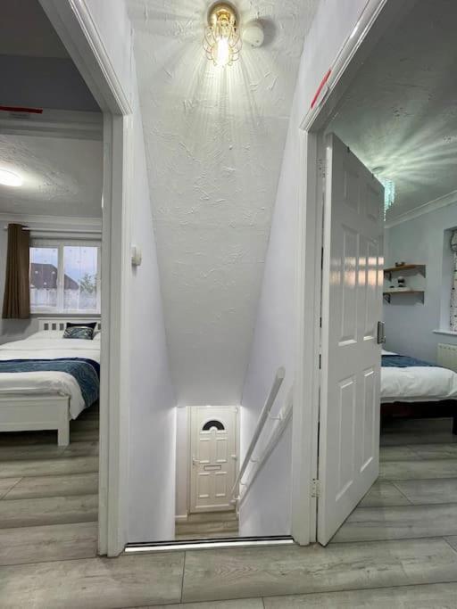 Villa Semi Detached House In