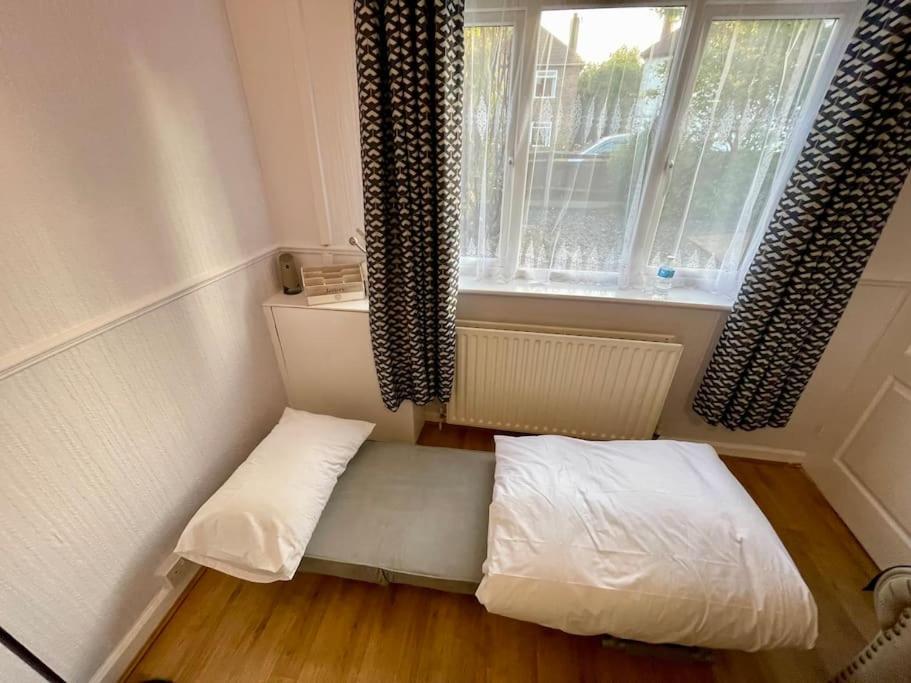 Semi Detached House In * Aldershot