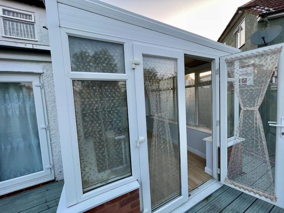 Villa Semi Detached House In