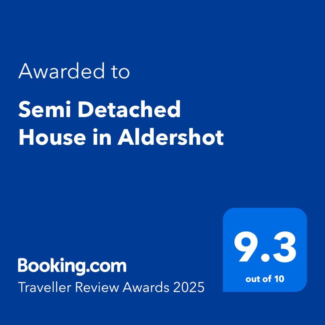 Villa Semi Detached House In Aldershot